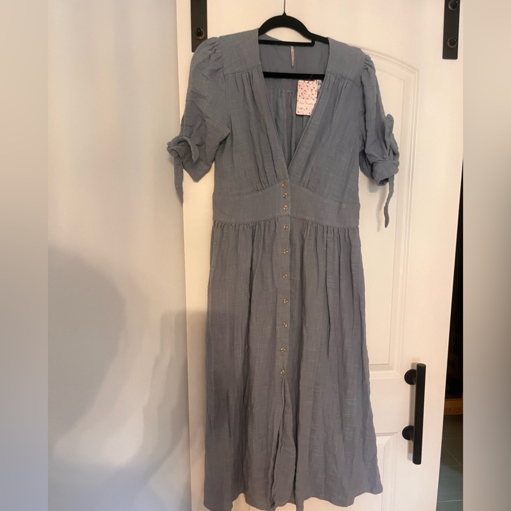 FREE PEOPLE
Love Of My Life Deep V Midi Dress
